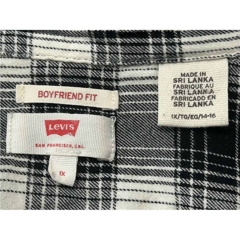 Levi's‎ Boyfriend Fit Button Front Shirt 1X Women’s Size Long Sleeve Black White - Picture 7 of 10